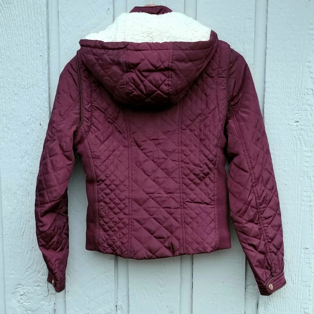 Burgundy Vest - Jacket - Picture 5 of 11